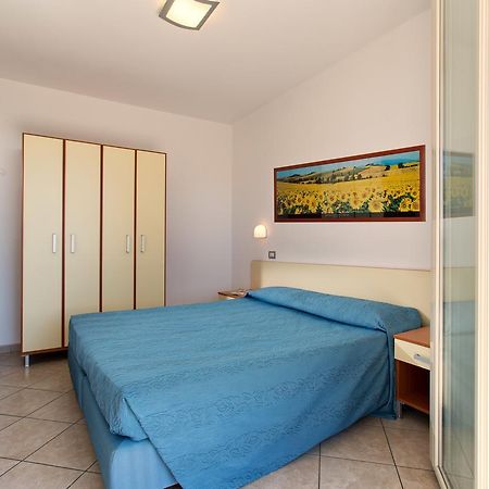 Residence Il Girasole 1 Alba Adriatica Exterior foto